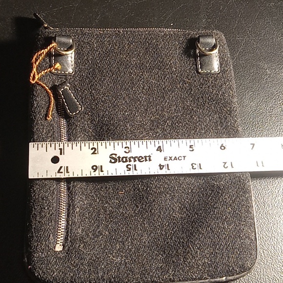 Coach Black Gray Silver Sacoche Felt Coach Pouch No Shoulder Strap Length 8 1/2 - Picture 4 of 8